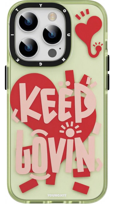 Coque iPhone 14 Pro - Youngkit Keep Lovin Silicone verte transparente avec cœur - Vert