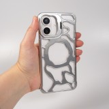 Coque iPhone 16 - Motifs organiques Argent&eacute;es et support cam&eacute;ra int&eacute;gr&eacute; - Argent