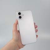 Coque iPhone 16 Plus - Plastique ultra-fin texture mat semi-transparent - Blanc
