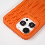 iPhone 15 Pro Case Hülle - Ultra-leicht und luftig mit MagSafe-kompatiblem Gitterdesign - Orange