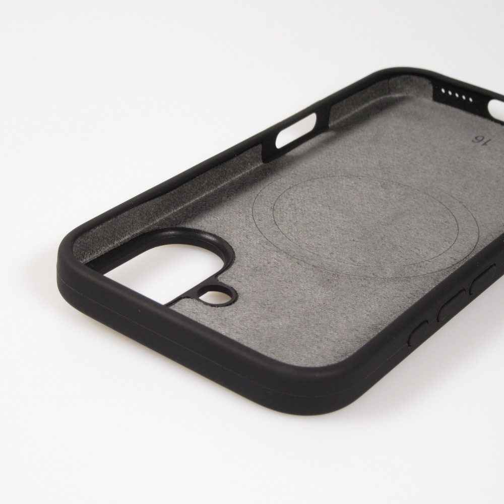 Coque iPhone 16 - Soft Touch - Noir