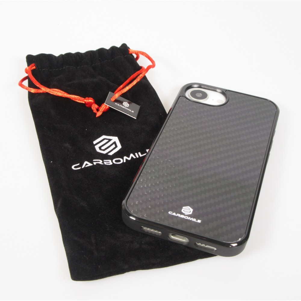 Coque iPhone 16e - Carbomile fibre de carbone (compatible MagSafe)