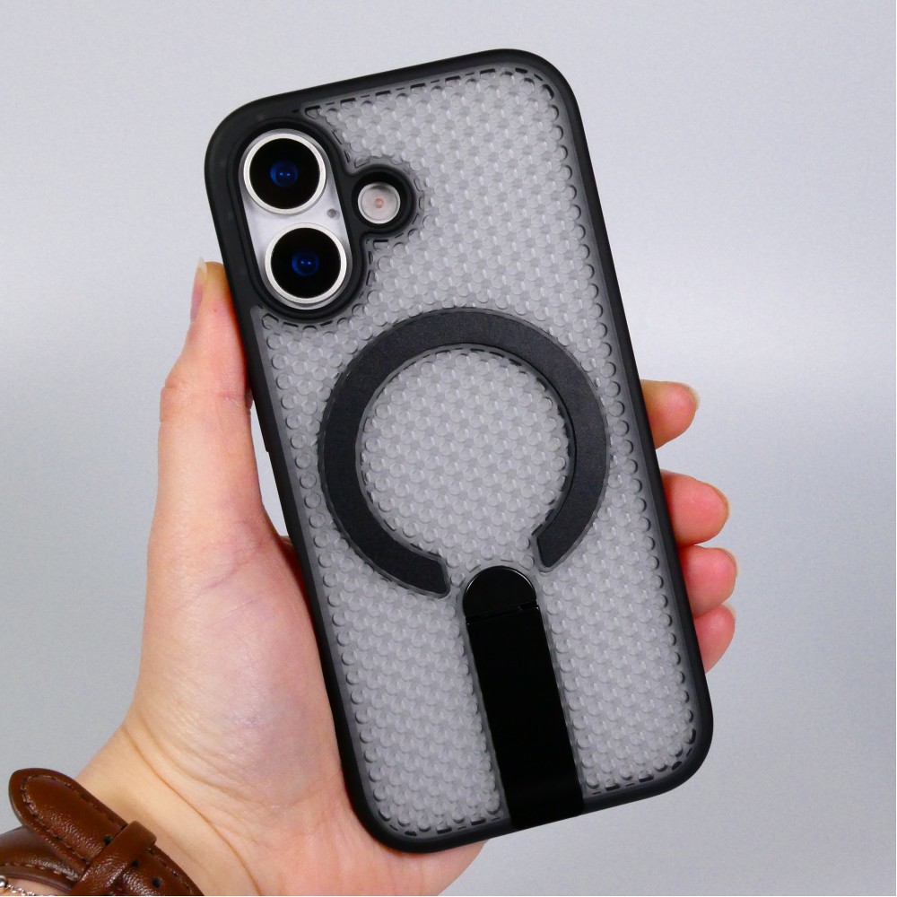 Coque iPhone 17 - Design perfor&eacute; semi-transparent MagSafe avec support int&eacute;gr&eacute; et bords renforc&eacute;s en silicone - Noir