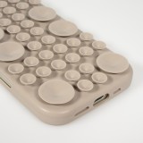 iPhone 17 Case Hülle - Pastellfarbene Wandhalterung mit Saugnapf für glatte Oberflächen - Braun