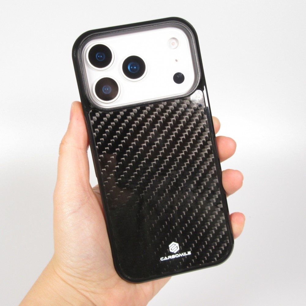 Coque iPhone 17 Pro - Carbomile fibre de carbone (compatible MagSafe)
