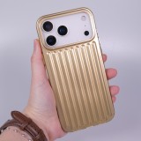 iPhone 17 Pro Case H&uuml;lle - Weiches Material mit 3D-Rillen Stylisch & lichtreflektierend - Gold