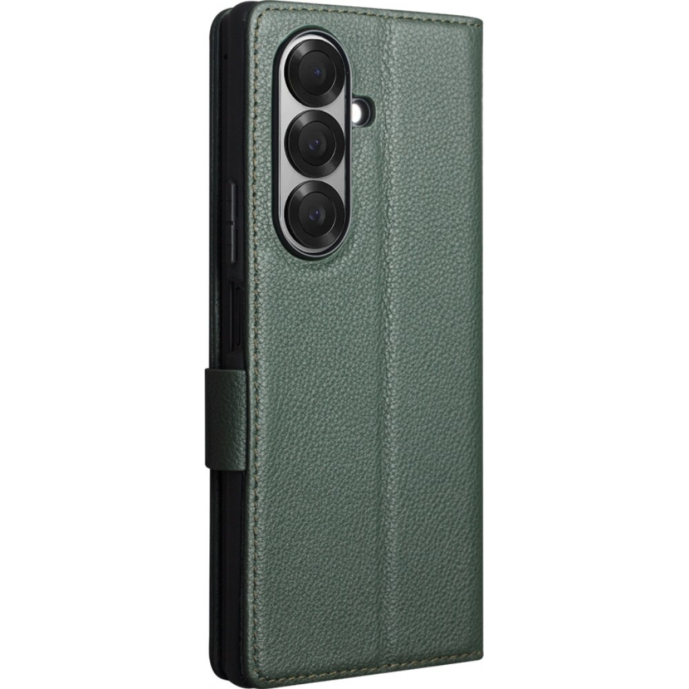 Coque Samsung Galaxy Z Fold7 - Flip Qialino Full grain Wallet cuir v&eacute;ritable mat avec fermeture magn&eacute;tique - Vert
