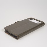 Etui cuir iPhone 17 Air - Flip Wallet en cuir véritable avec stripe design et compartiment à cartes - Gris