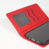 Etui cuir iPhone 17 - Flip Wallet vintage avec fermeture aimantée et compartiment cartes - Rouge