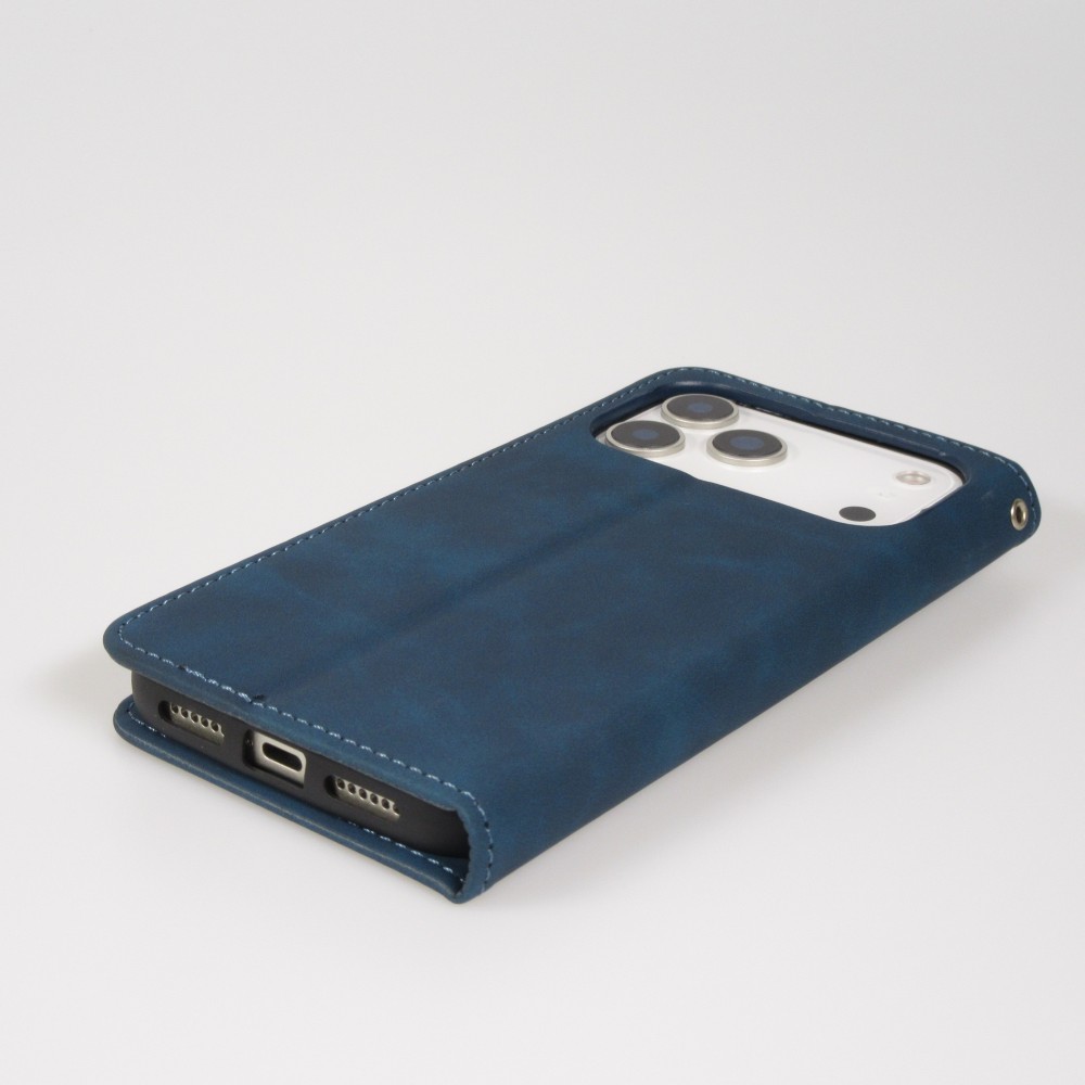 iPhone 17 Pro Leder Tasche - Flip Wallet vintage mit Magnetverschluss und Kartenhalter - Blau