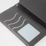 iPhone 16 Pro Case H&uuml;lle - Elegante Flip-Matratze mit Magnetverschluss Trageschlaufe und Kartenf&auml;chern - Schwarz