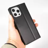 iPhone 16 Pro Case H&uuml;lle - Elegante Flip-Matratze mit Magnetverschluss Trageschlaufe und Kartenf&auml;chern - Schwarz