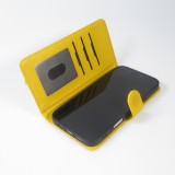 iPhone 16 Pro Case H&uuml;lle - Flip Kartenetui Blumenmuster mit Lanyard - Gelb