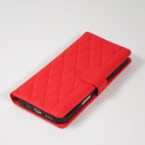 Fourre iPhone 16 Pro Max - Flip matelass&eacute; &eacute;l&eacute;gant avec fermeture magn&eacute;tique et lani&egrave;re et emplacements pour cartes - Rouge