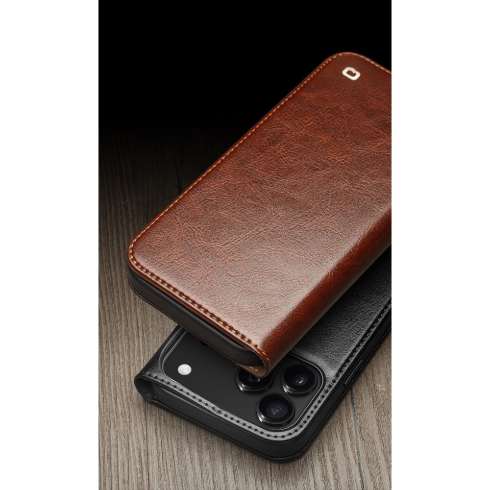 Fourre iPhone 17 - Flip Qialino Classic Wallet cuir véritable - Brun foncé