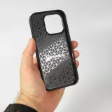 iPhone 16 Pro Case Hülle - Silikon schwarz Flowers Dark