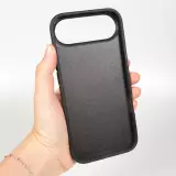 Coque iPhone Air - Silicone rigide noir Easter 2026 Illustration carrots