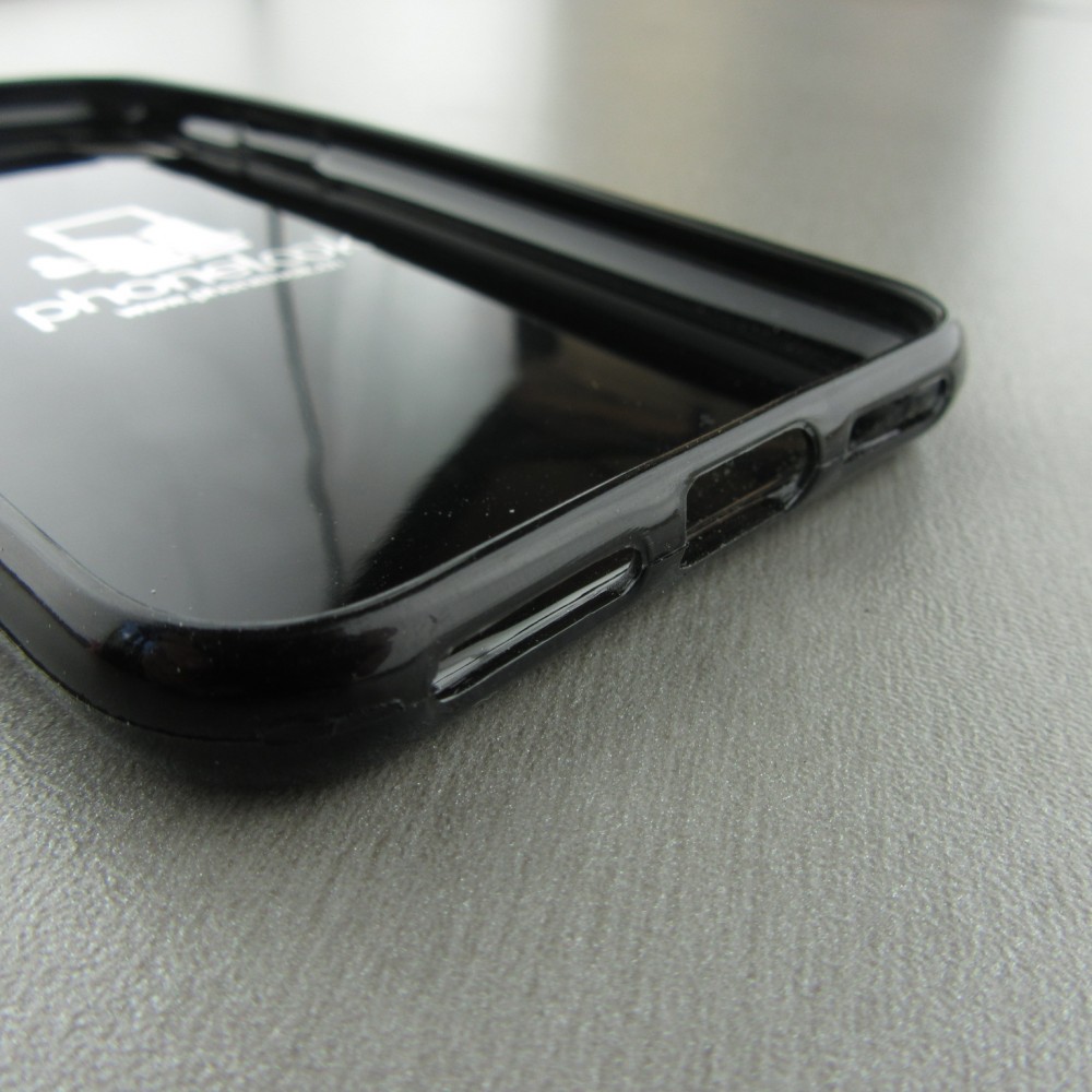 Coque iPhone X / Xs - Gel noir Senna The King of Rain