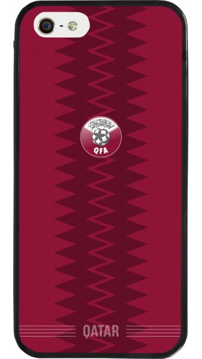 iPhone 5/5s / SE (2016) Case Hülle - Silikon schwarz Qatar 2026 personalisierbares Fussballtrikot