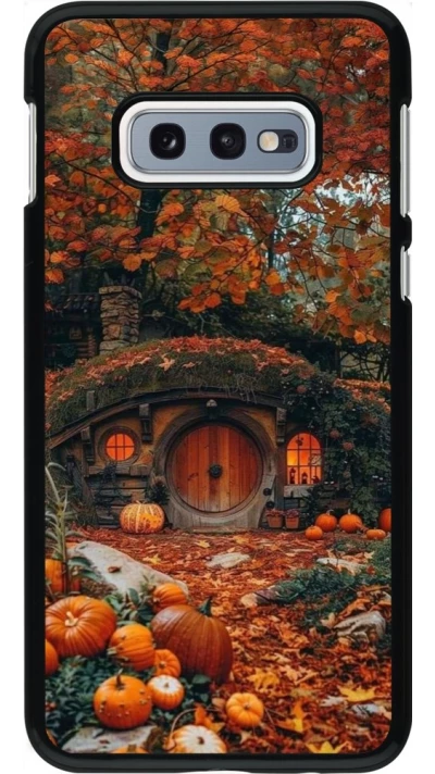 Samsung Galaxy S10e Case Hülle - Autumn 26 Hobbit house