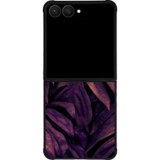 Samsung Galaxy Z Flip7 Case Hülle - Silikon schwarz Purple Light Leaves