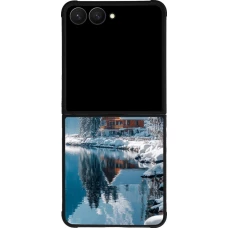 Samsung Galaxy Z Flip7 Case Hülle - Silikon schwarz Winter 25 Winter house forest day