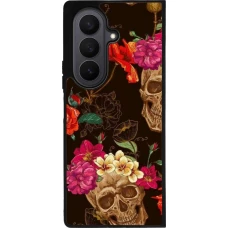 Samsung Galaxy Z Fold7 Case Hülle - Silikon schwarz Skulls and flowers