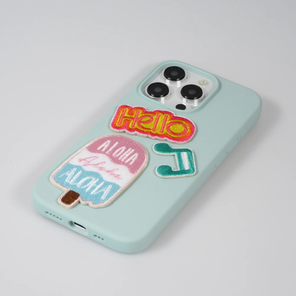 Autocollant sticker pour téléphone/tablette/ordinateur brodé en 3D - Astronaut halfmoon