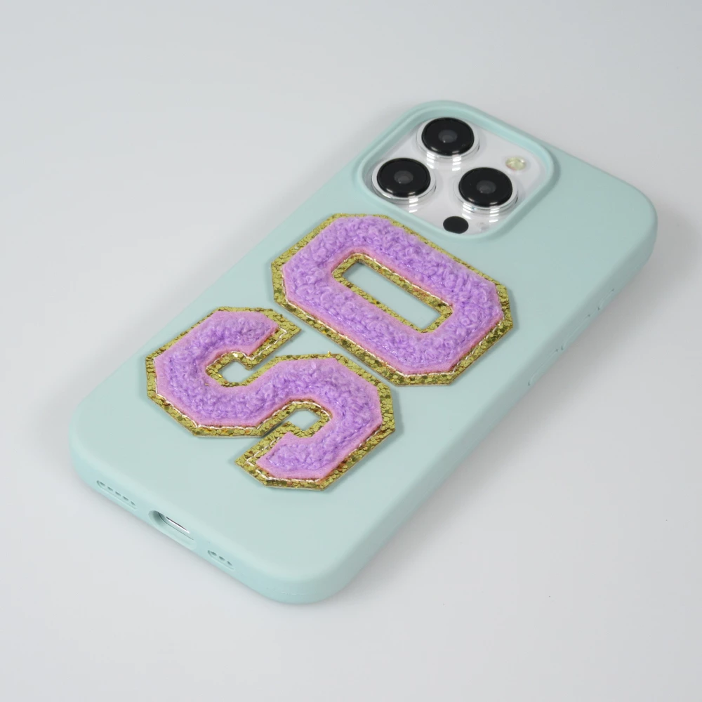 Autocollant sticker pour téléphone/tablette/ordinateur brodé en 3D violet - Lettre M
