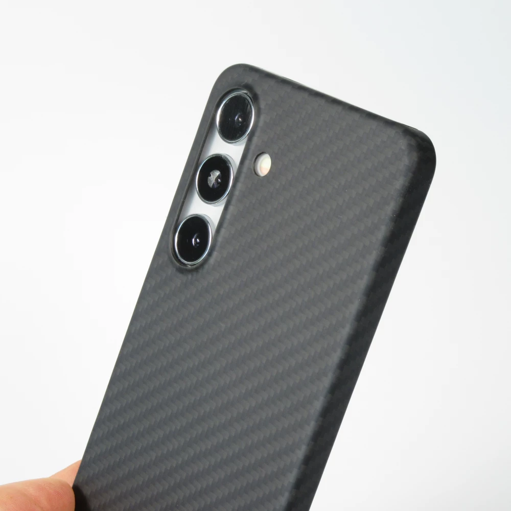 Samsung Galaxy S24 Case Hülle - Carbomile Schutzcase aus echtem Aramid Carbonfaser - Schwarz