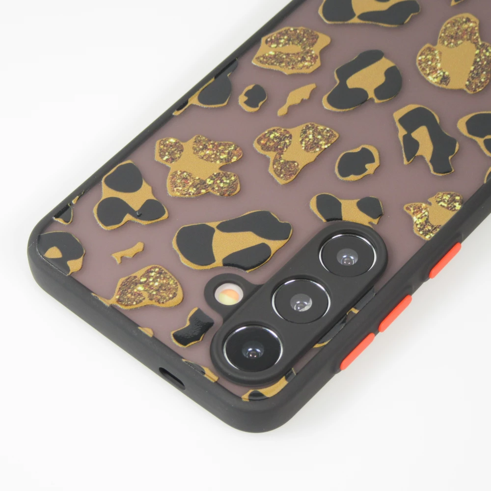 Coque Samsung Galaxy S24 - Semi Transparent blurry Design Leopard - Or