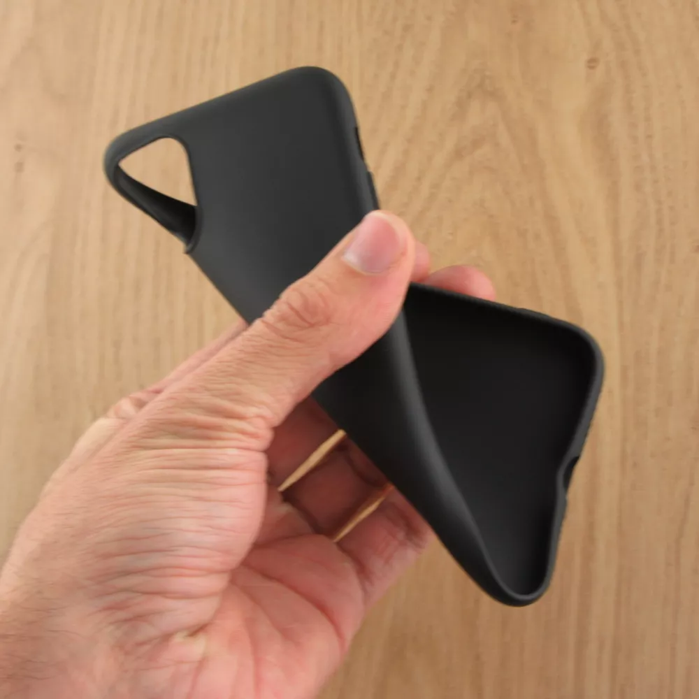 Coque iPhone 14 - Silicone Mat - Noir