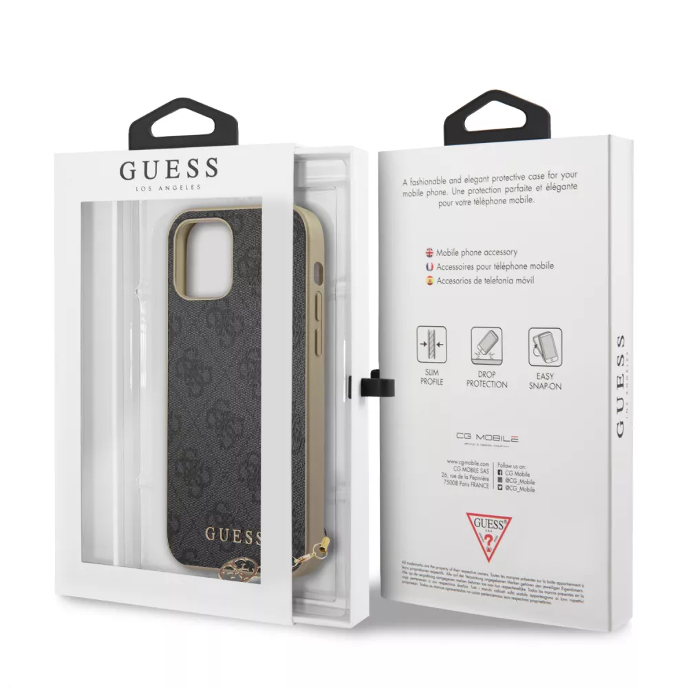 iPhone 13 Pro Max Case Hülle - Guess Leinwand Kunstleder Monogramm goldenen Metall-Logo mit Charm Anhänger - Schwarz / gold