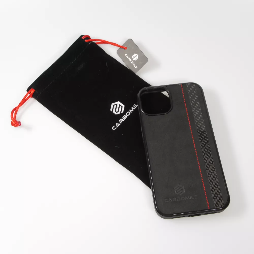 iPhone 14 Pro Case Hülle - Carbomile Alcantara und Carbon mit roten Nähten (MagSafe kompatibel)