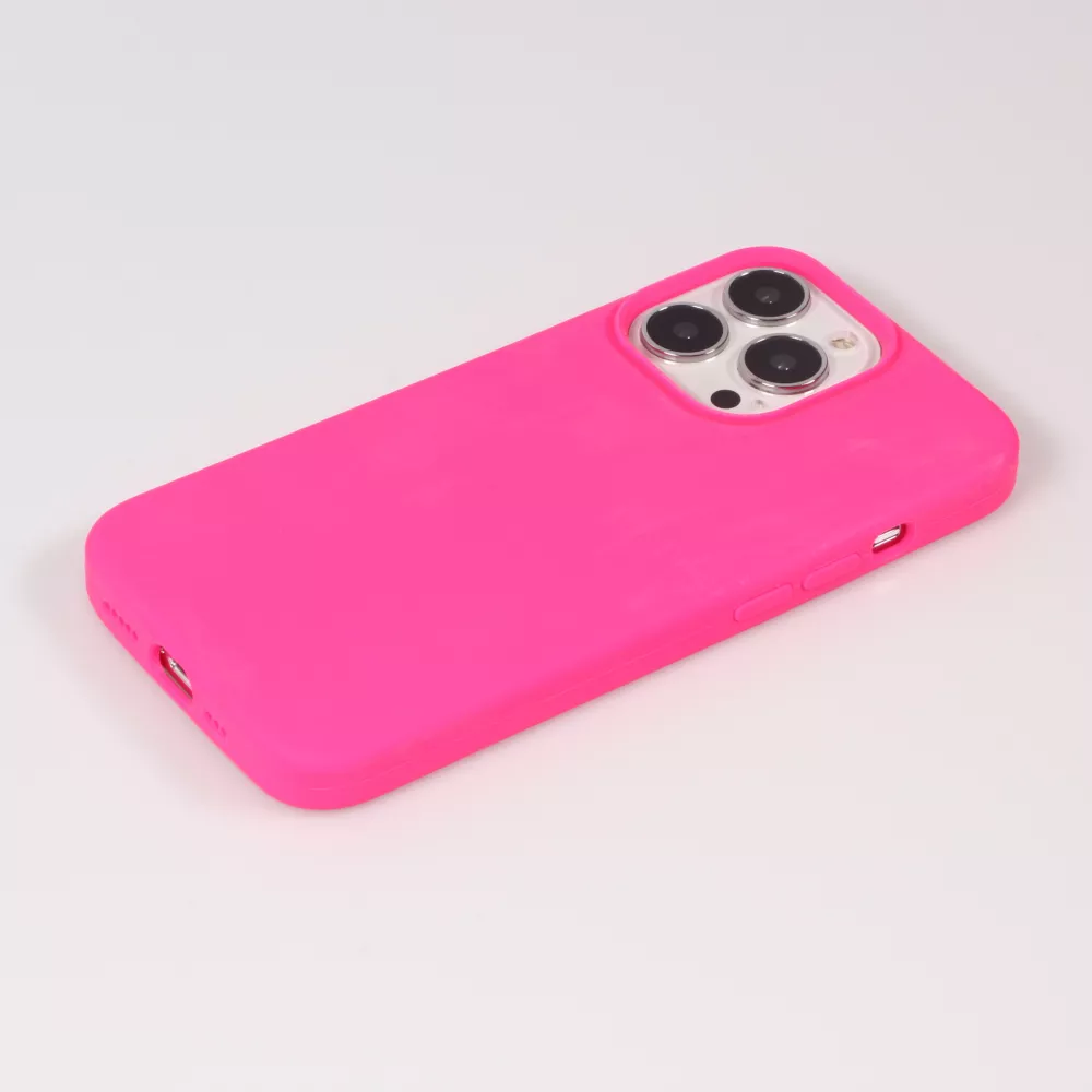 Coque iPhone 15 Pro - Soft Touch - Rose foncé