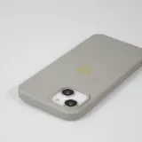 Coque iPhone 13 - Silicone mat dessin cœur doré - Gris