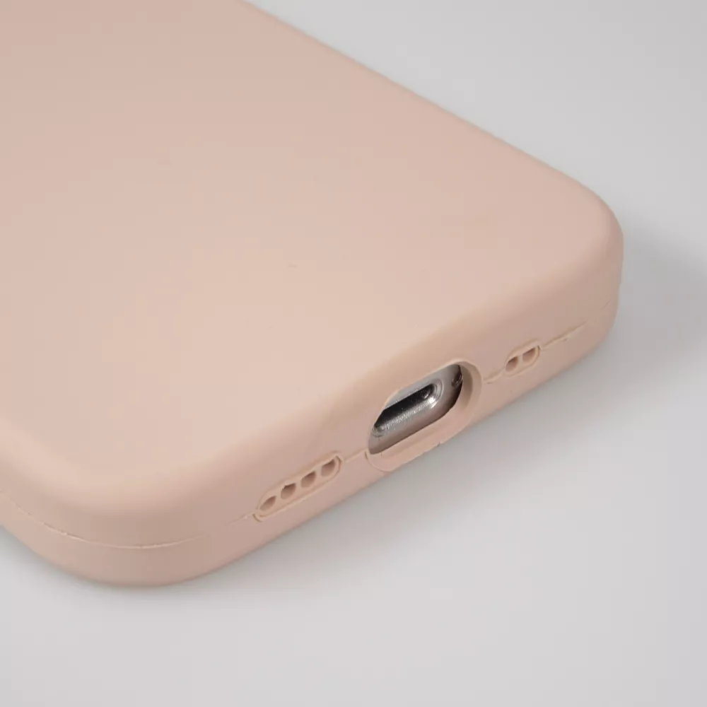 Coque iPhone 13 - Soft Touch rose pâle