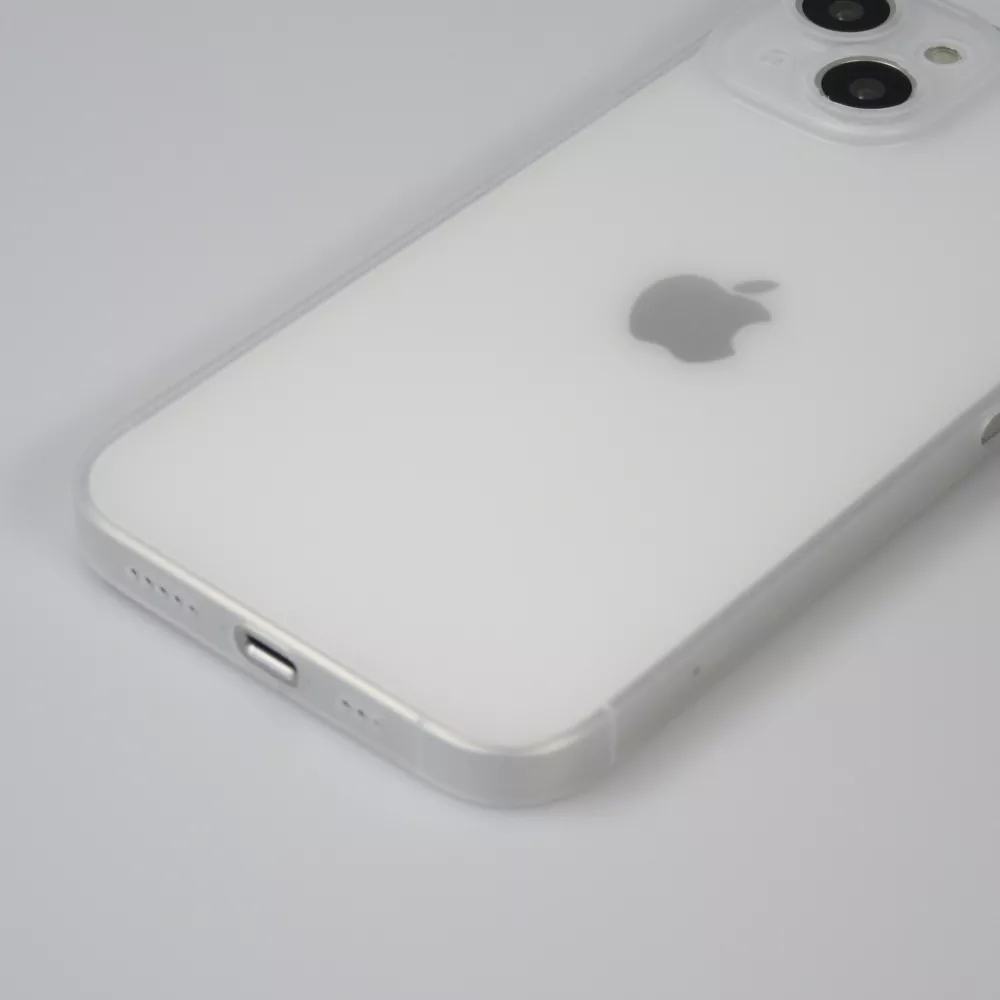 Coque iPhone 15 - plastique ultra fin semi-transparent mat - Blanc