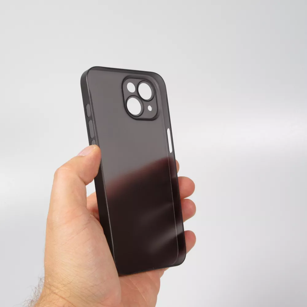 Coque iPhone 14 - plastique ultra fin semi-transparent mat - Noir
