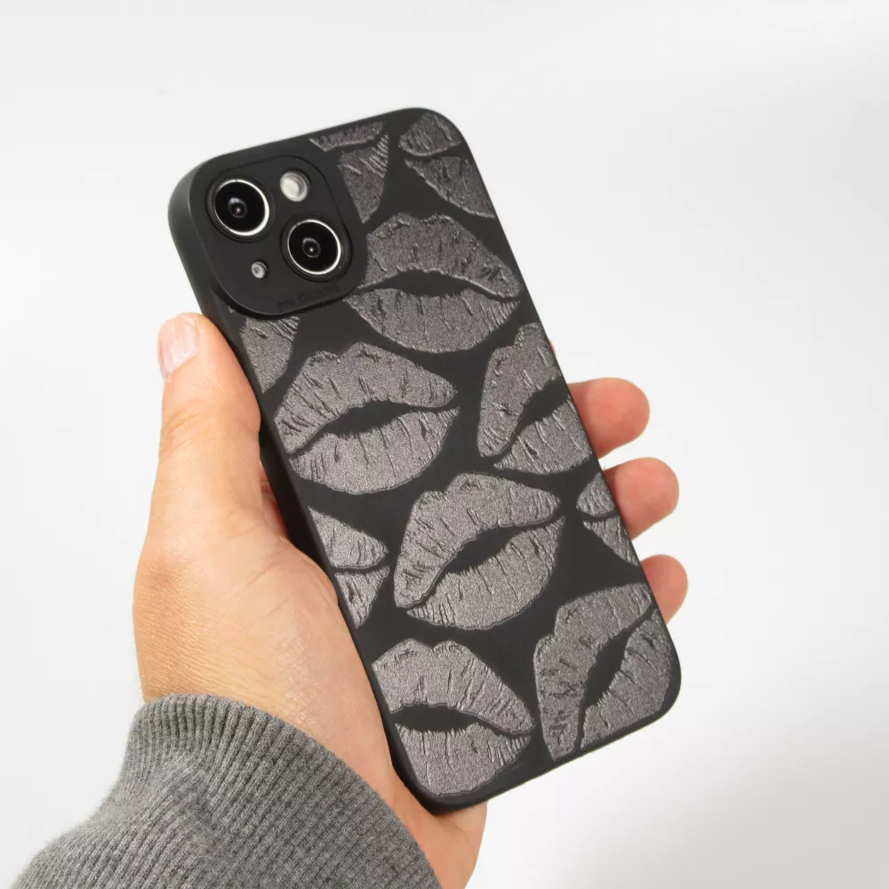 iPhone 14 Case Hülle - Weiches Silikongel mit Kameraschutz - Many kisses - Schwarz