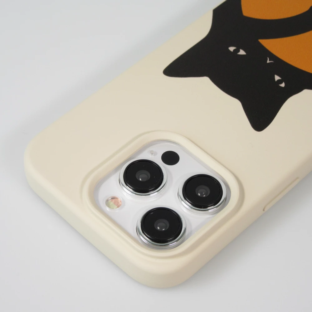 Coque iPhone 14 Pro - Gel silicone souple - Relaxed Cat - Beige