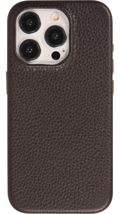 Coque iPhone 14 Pro - Cuir de veau luxe grain&eacute; int&eacute;gral avec boutons m&eacute;talliques et MagSafe - Brun fonc&eacute;