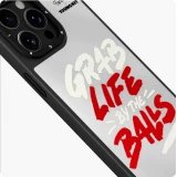 Coque iPhone 15 Pro Max - Youngkit @Tobe Fonseca Mirror Case avec MagSafe - Peace