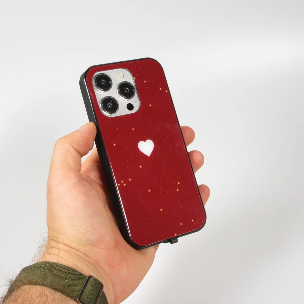 Coque iPhone 15 Pro - Silicone Glossy lumière LED intégrée avec port USB-C - Shiny Heart - Rouge