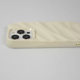 Coque iPhone 15 Pro - Silicone avec forme de vague 3D mat - Blanc