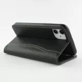 Fourre iPhone 15 Pro - Flip Fierre Shann cuir véritable - Noir