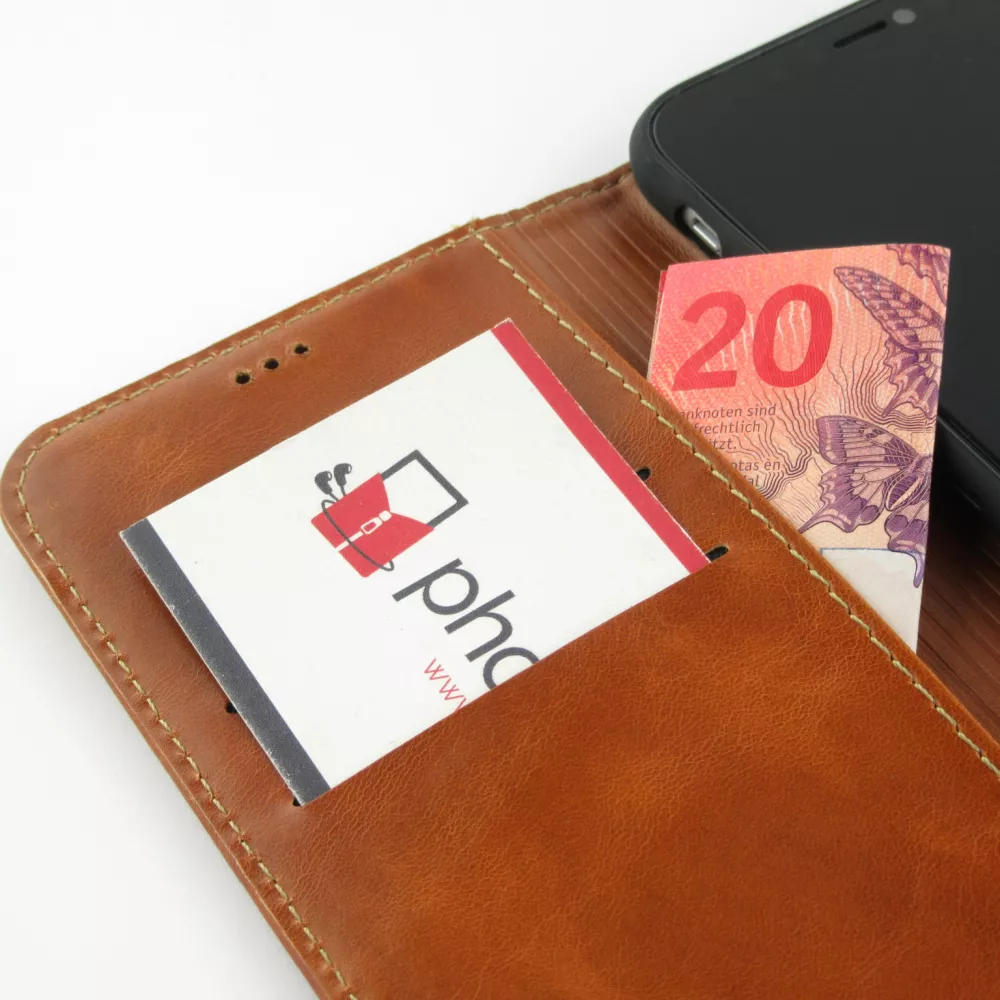 Hülle iPhone 11 Pro - Flip Fierre Shann Echtleder - Braun