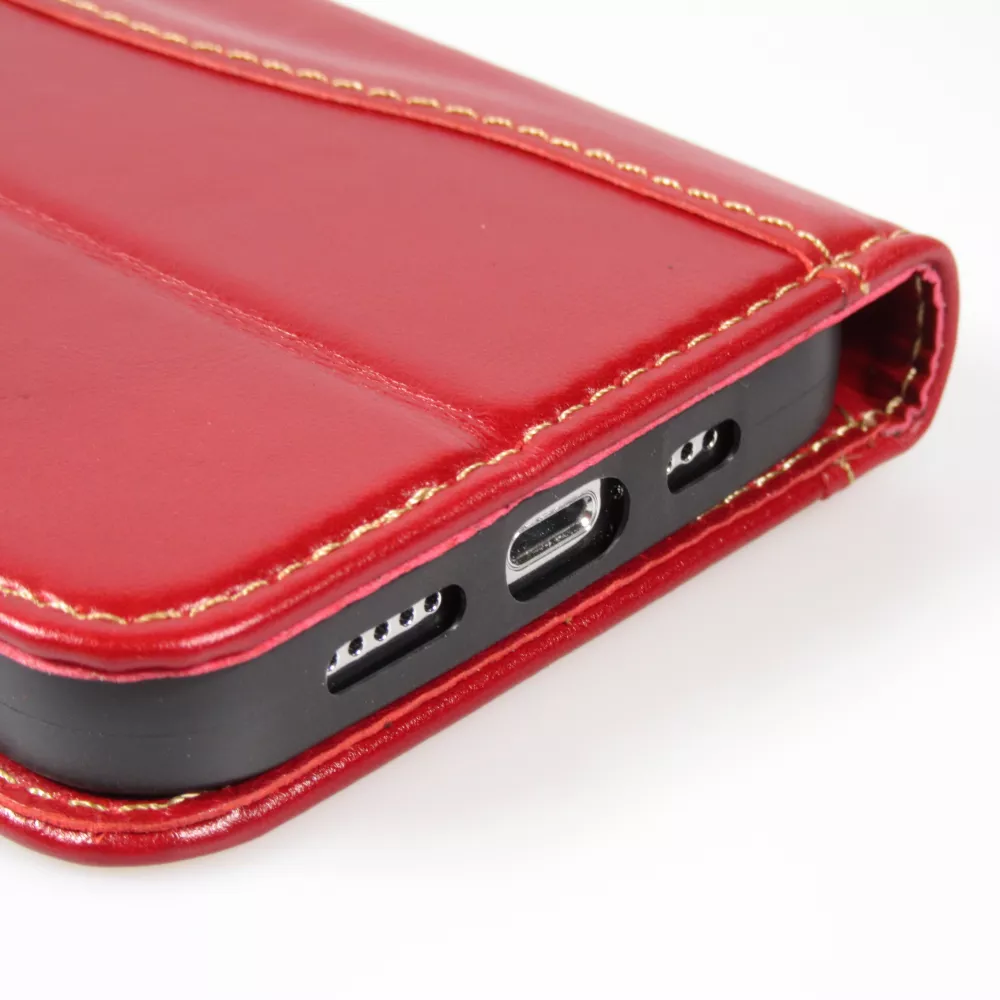 Fourre iPhone 15 - Flip Fierre Shann cuir véritable - Rouge
