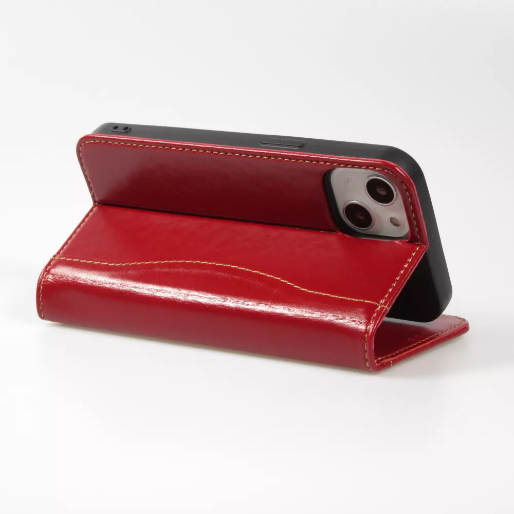 Fourre iPhone 15 - Flip Fierre Shann cuir véritable - Rouge