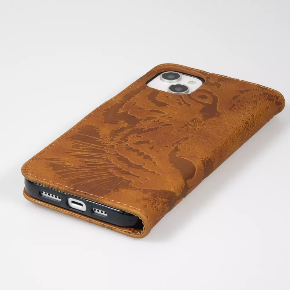 iPhone 15 Plus Case Hülle - 3D Flip Kunstleder Auge des Tigers - Braun